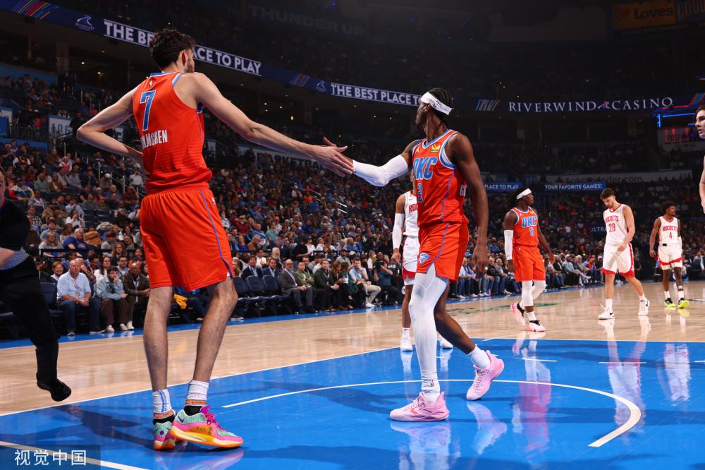 端给对手施 端给对手施