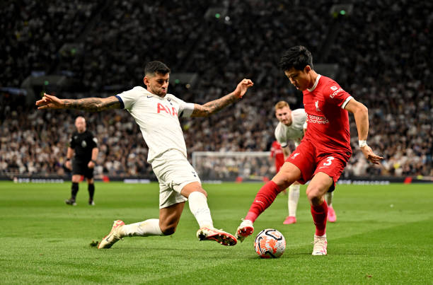 的边路传中 的边路传中