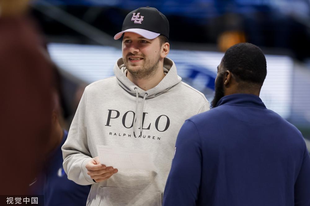 被巧妙地融 被巧妙地融