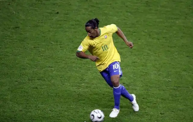 破对方防线 破对方防线